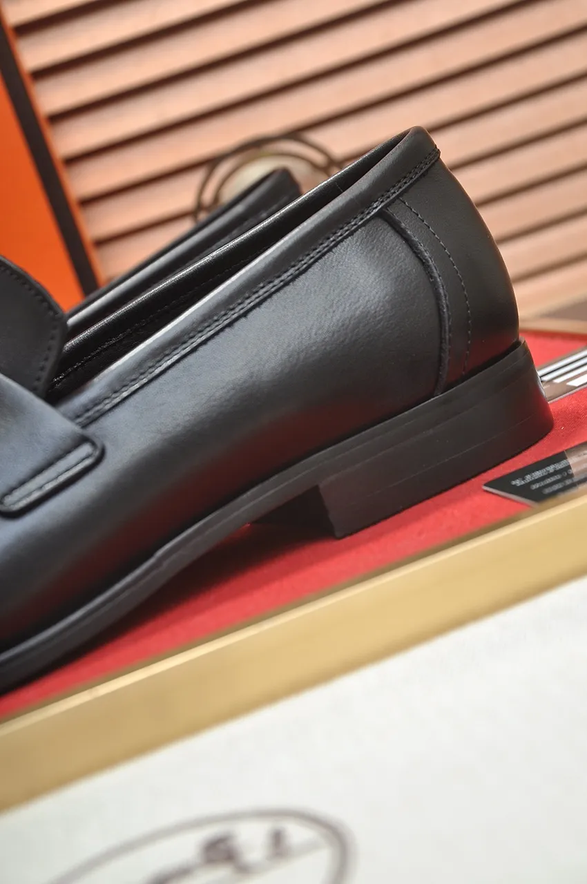 Men's shoes💰520💶[HERMES] (cowhide lining)🍀Italian top luxury🍀He does not pursue novel styles and gorgeous colors, but attracts the favor of successful men with his flawless, elegant and classic style. Formal leather shoes This very comfortable, simple and stable style allows you to easily match any style! The pattern is absolutely 1:1 refined from the original case, and we strive for excellence in materials, imported cowhide + cowhide lining💪💪💪extraordinary texture👍! .Code number: 38-45 (45 customized)
